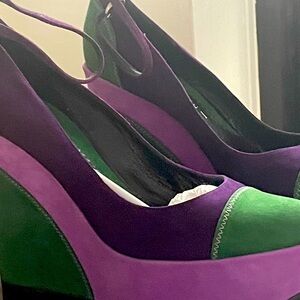 Brand Casado size 8 from Italy